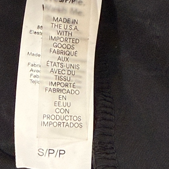 BEHOND YOGA Slim Racerback Cropped Tank + Beyond Yoga
Best Dressed Pant Sz Small - Picture 10 of 15